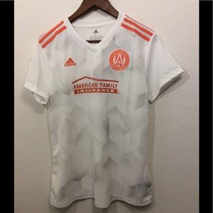 NWT Women’s Adidas Atlanta FC Soccer Jersey Sz Lg
